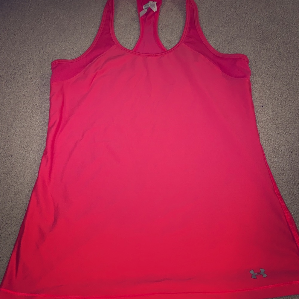 Under armour tank